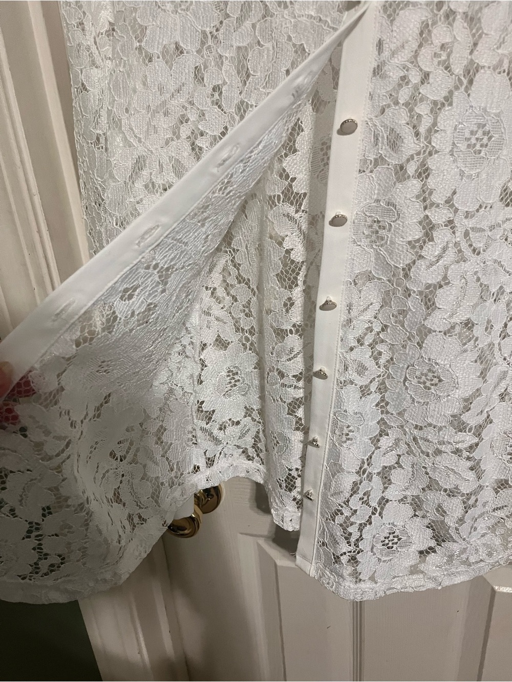 Cable & Gauge Full Lace Button-Up Top - Picture 6 of 8